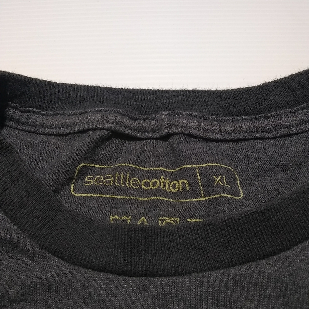 ✊👕Basic tee👕 - Picture 2 of 2